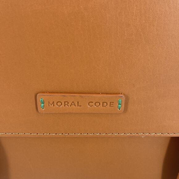 NWOT Moral Code Finely Messenger bag - Picture 11 of 16